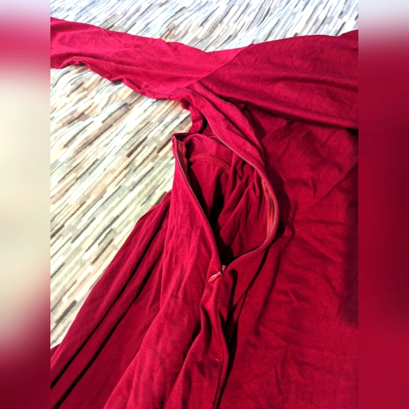 NWT Dark Red Women's Wrap Dress - Picture 5 of 5